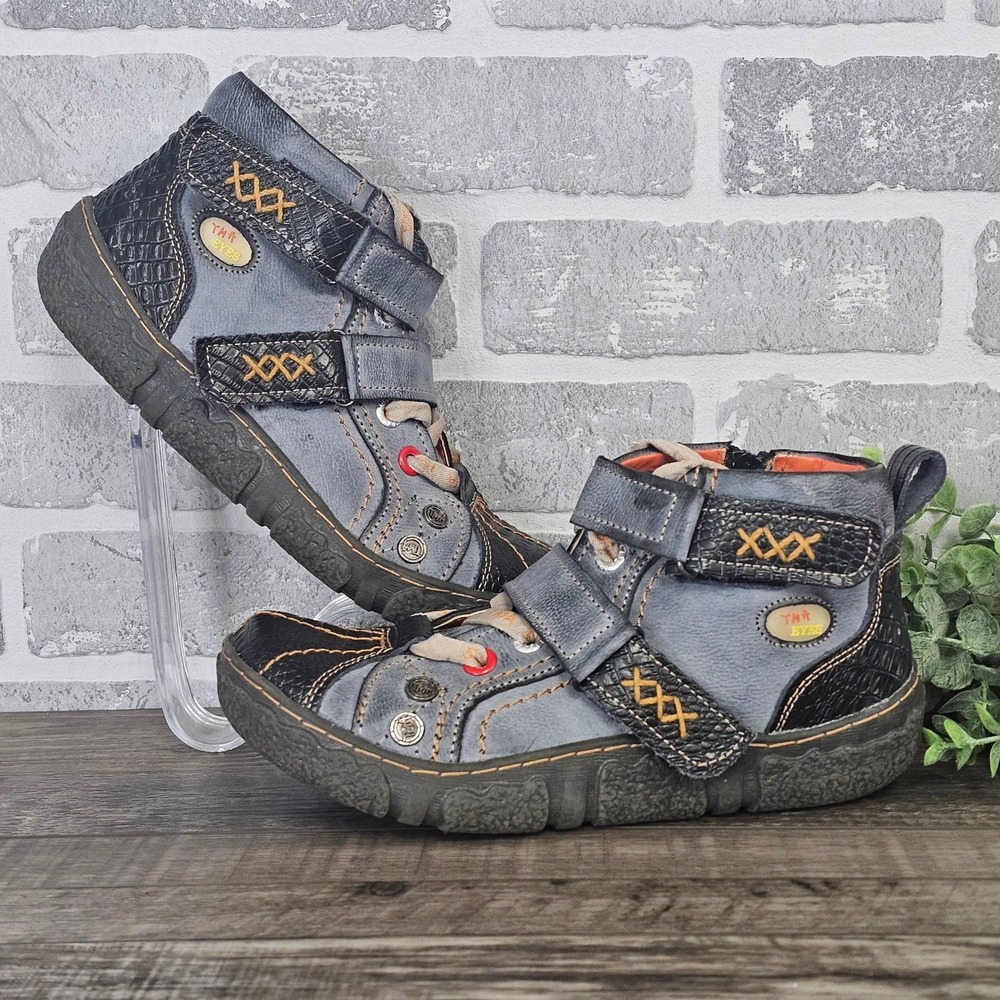 TMA Eyes Lagenlook Artsy Leather Sneakers Women's 8 8.5 EUR 39 Gray Double Strap